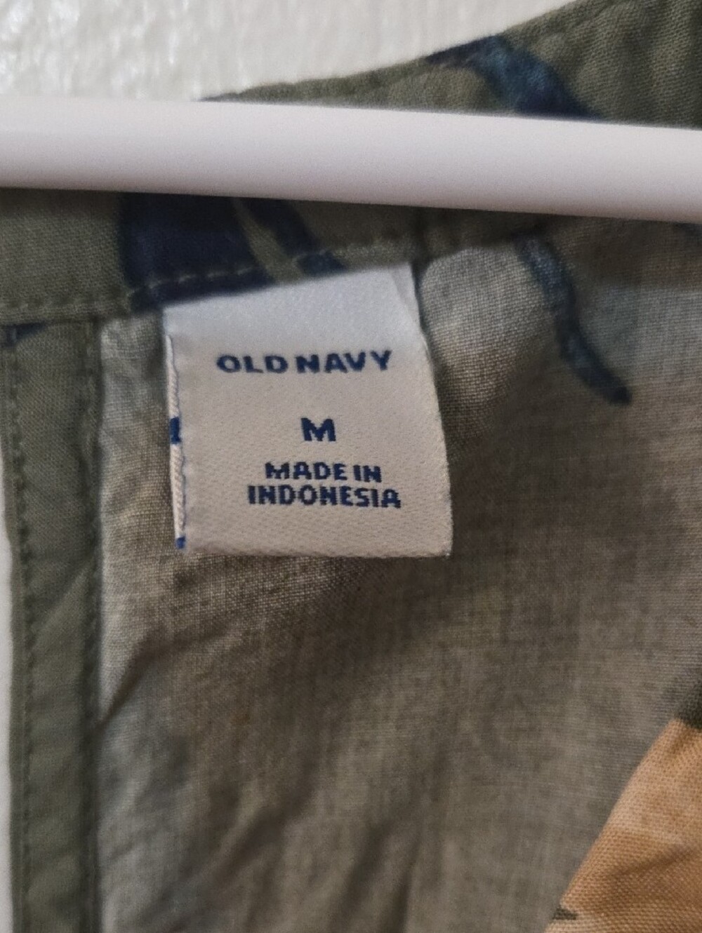 Old Navy Olive Green Floral Tank Top Medium - Picture 2 of 10